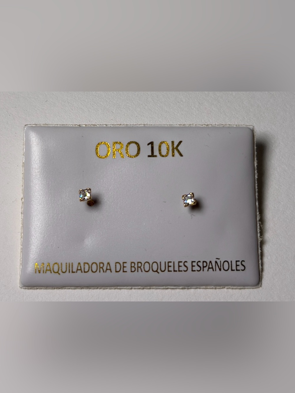 10K Gold Cubic Zirconia Stud Earrings - White